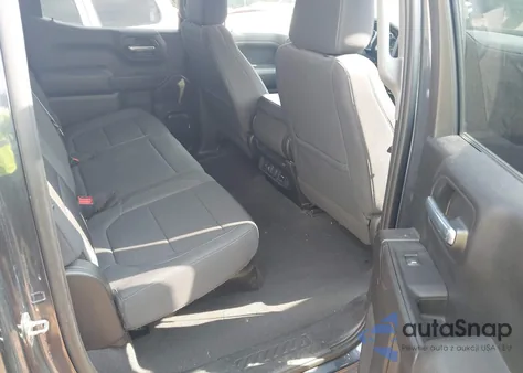 2021 Chevrolet Silverado 1500 4Wd Short Bed Lt z USA, uszkodzony, nr VIN 1GCUYDED6MZ355155